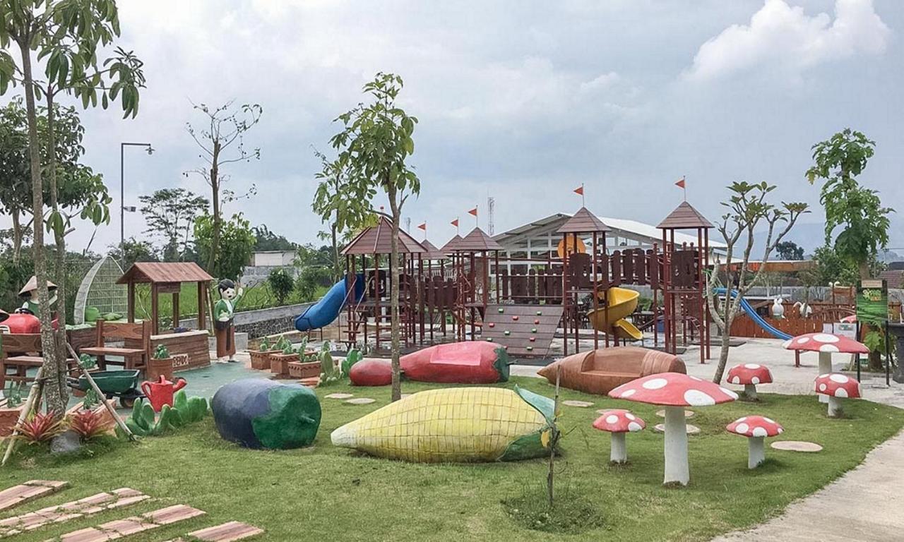 מלון Reddoorz Near Wisata Paribendo לוואנג מראה חיצוני תמונה